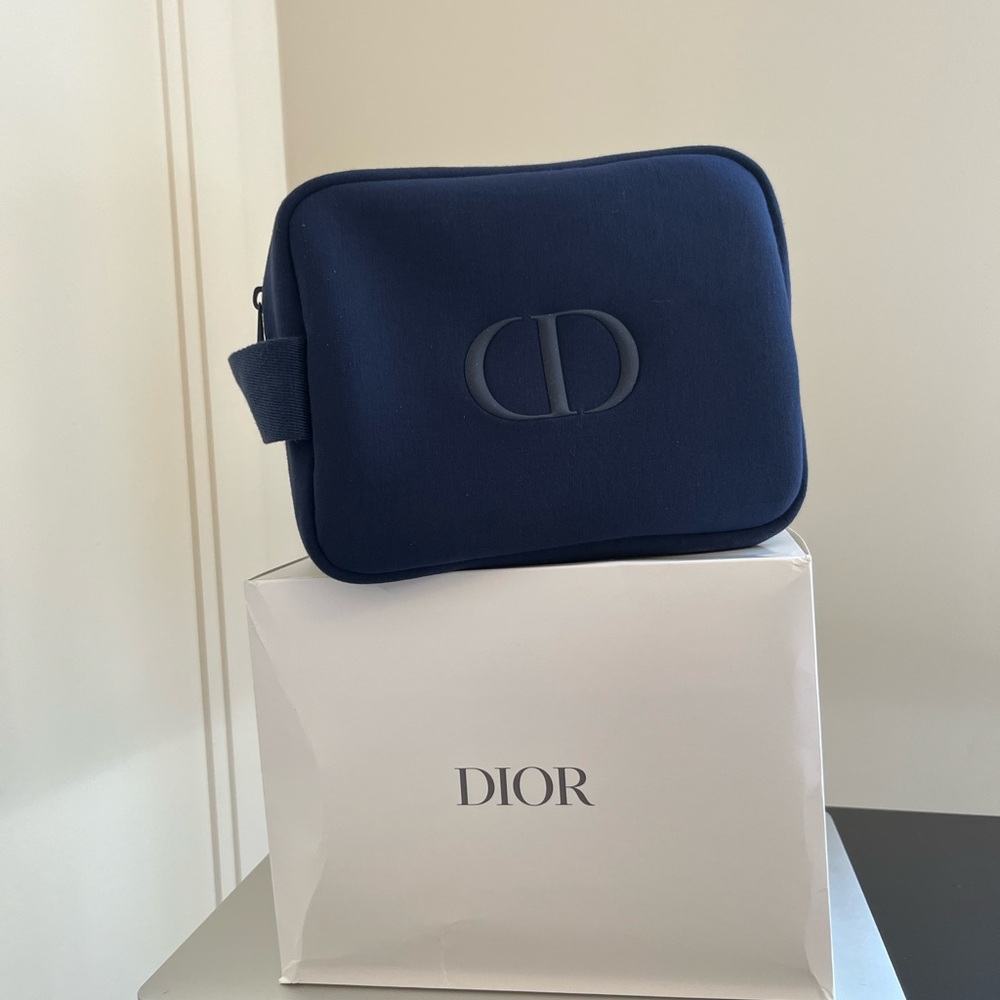 Dior cosmetic pouch /bag! toiletries bag Brand New!Dior logo GWP